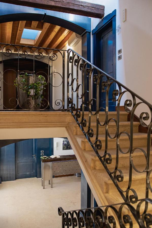 Boutique Rooms 3 0 Ferrara Exterior foto